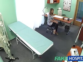 زن فیلم خواب سکسی بالغ, انفرادی بر روی نیمکت.